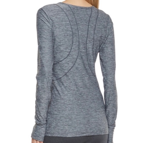 REEBOK Athletic Top - Picture 2 of 9